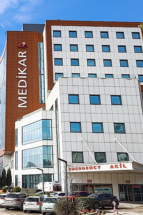 Gəncə Özel Medikar Hastanesi Dış Cephe Temizliği Tamamlandı