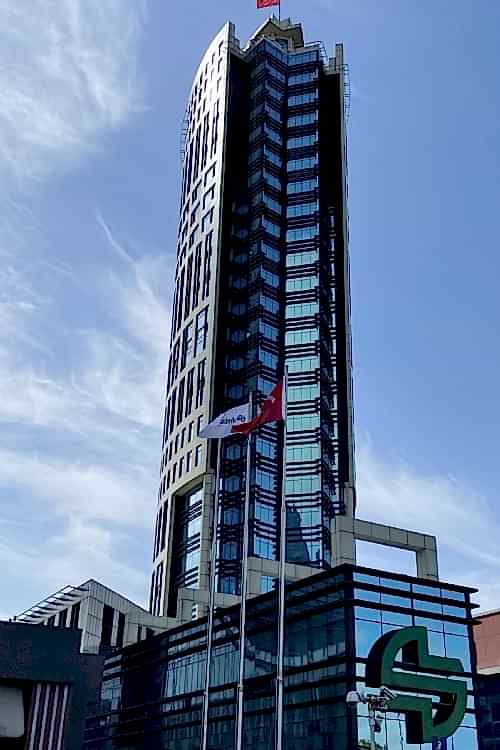 4. Levent Şeker Bank Genel Müdürlük Binası Dış Cephe Plaza Temizliği Tamamlandı